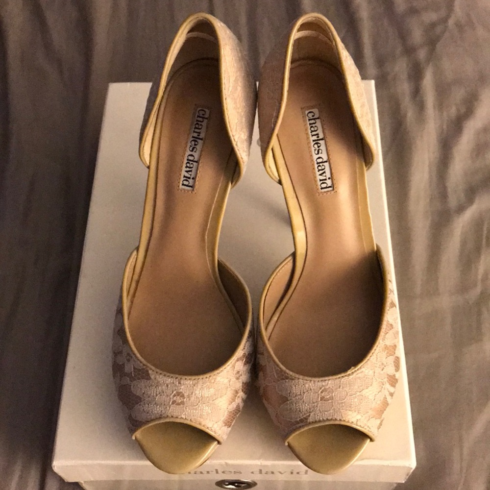 Charles David nude and lace peep toe